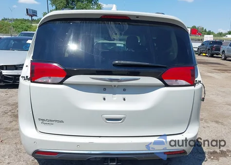 2017 Chrysler Pacifica Touring-L из США, поврежденный, VIN 2C4RC1BG6HR552974